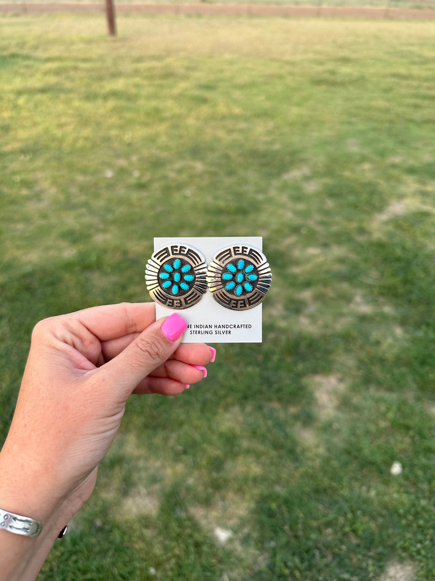 Fanned Tribal Conchos