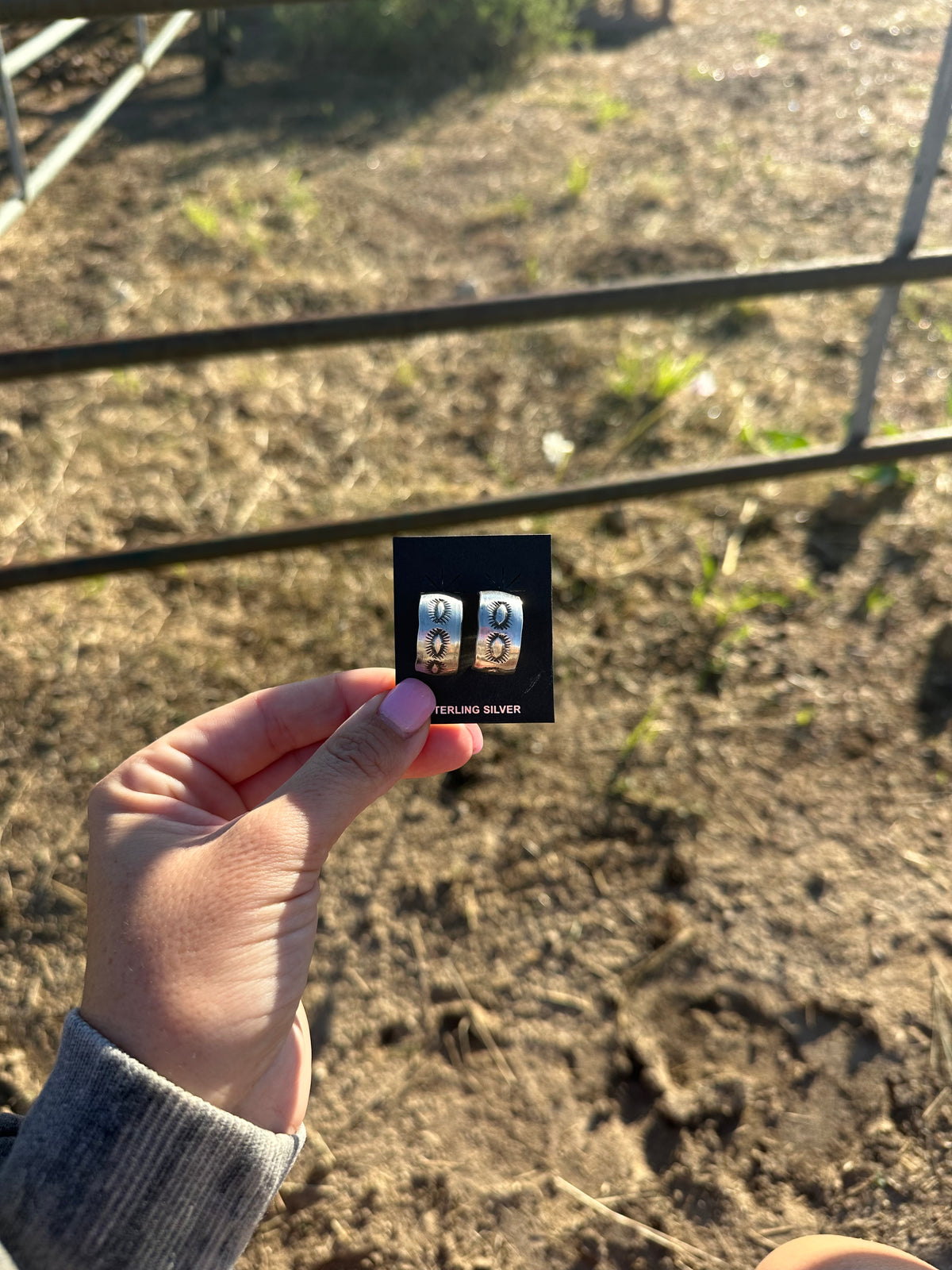 Huggie Hoops