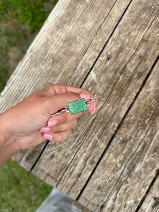 King's Manassa Single Stone Bracelet