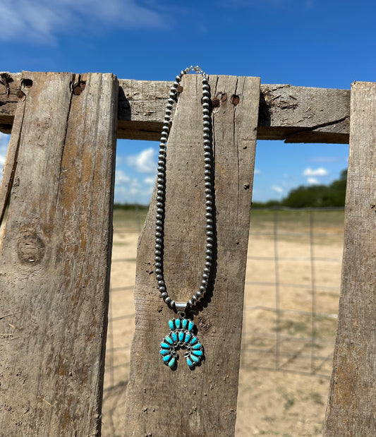 The Lilly Necklace
