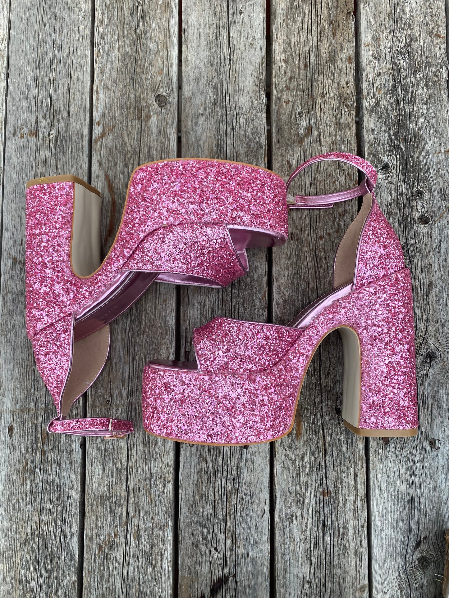 The Barbie Party Platforms